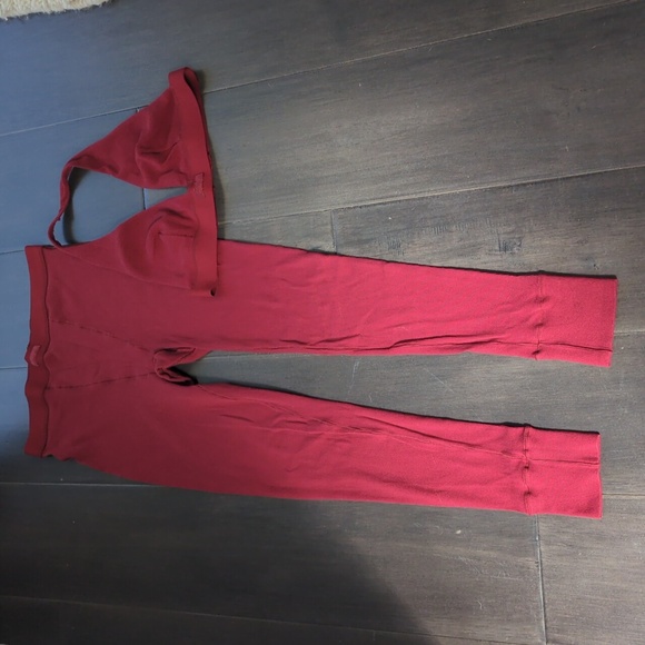 Skims Ribbed Red Lounge Set - Picture 2 of 8